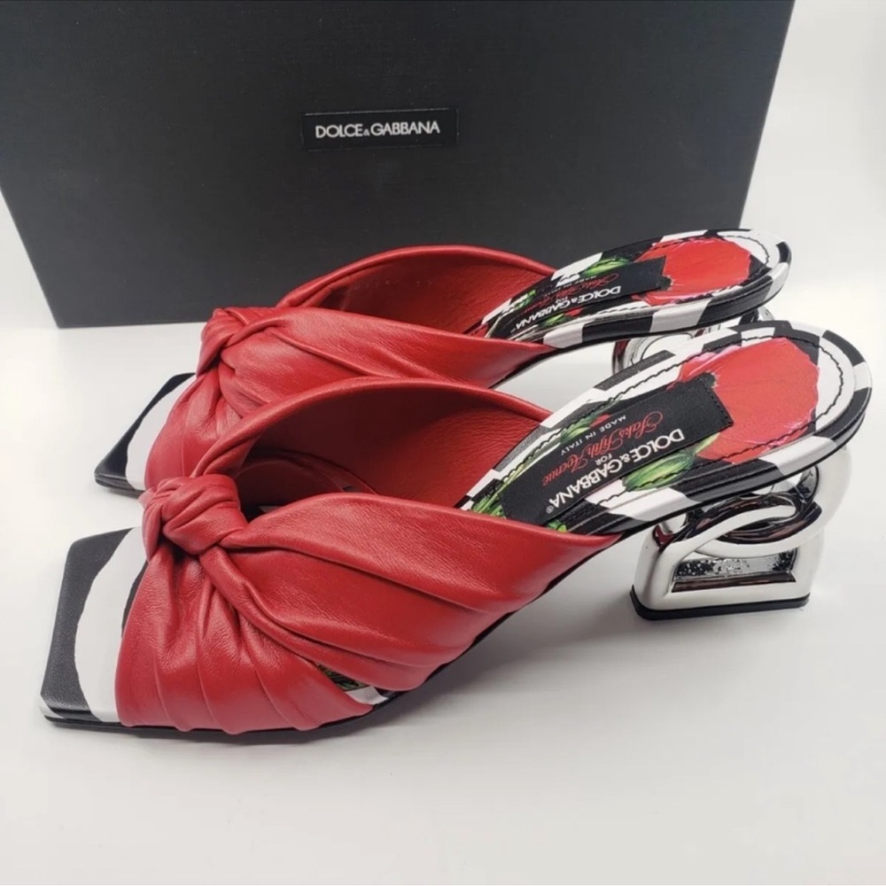 Dolce & Gabbana Red Heels with Sculptural Design